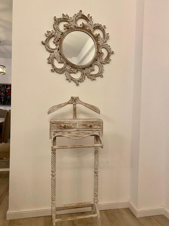Pensiunea Charlotte Boutique Бакэу Экстерьер фото