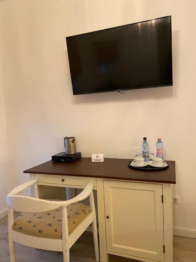 Pensiunea Charlotte Boutique Бакэу Экстерьер фото